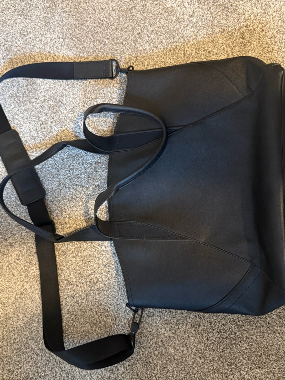 lululemon athletica Black Tote Bag with Adjustable Strap